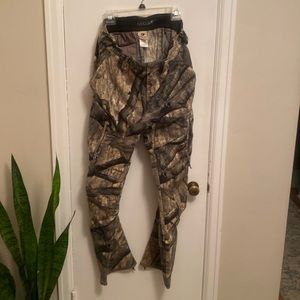 Mossy Oak hunting pants Sz L EUC